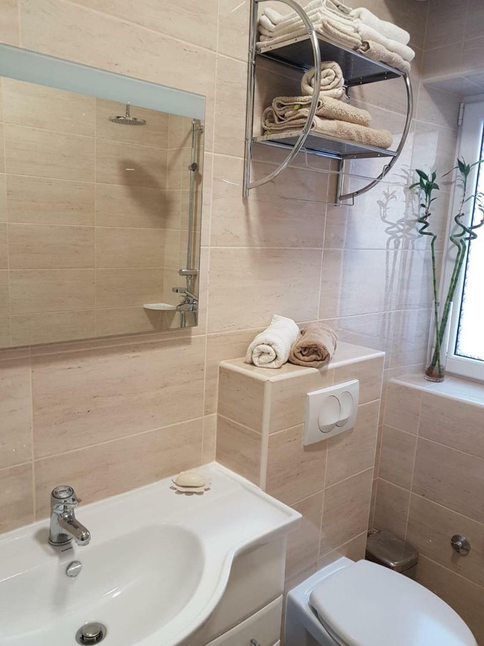 Apartman Natalia Tivat Kültér fotó